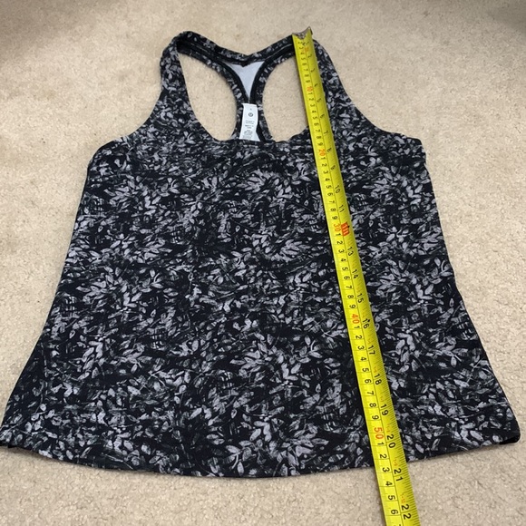 Lululemon Tank - Picture 5 of 5